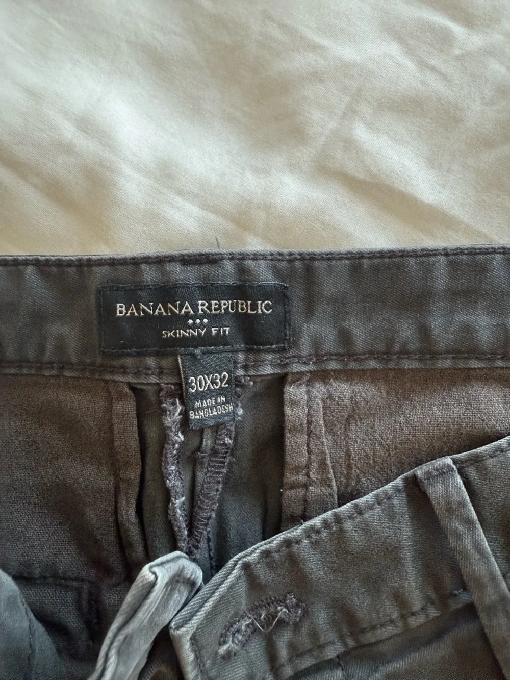 Banana Republic Skinny Fit Men's Chino (30x 32)